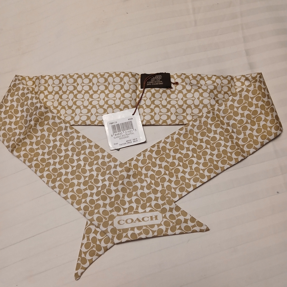Coach Beige and White Signature Scarf